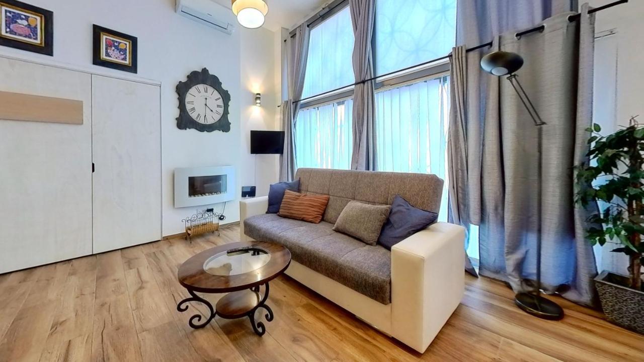 Relais Romagnosi Apartment